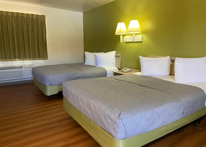 Hotel At Exit 6
