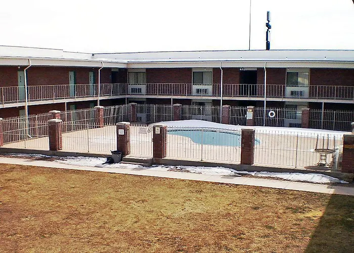 Hotel At Exit 6 2*